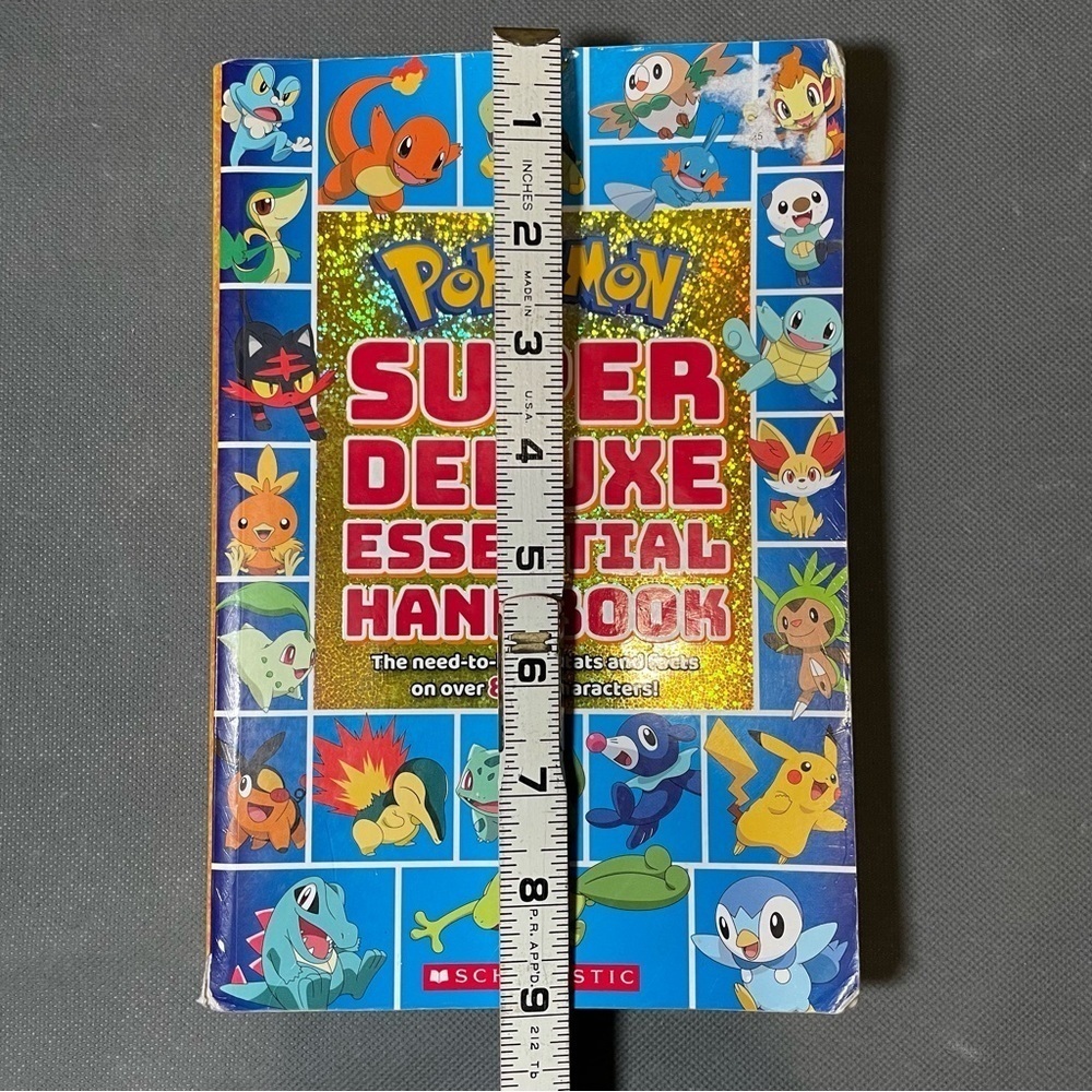 Pokémon Super Deluxe Essential Handbook – Over 800 Characters – Scholastic Guide - Picture 7 of 10